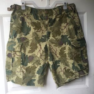 Men’s Nike 6.0 camouflage frayed cargo shorts *32*